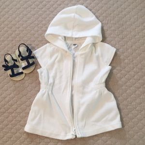 Old Navy 3-6 Months baby girl coverup!